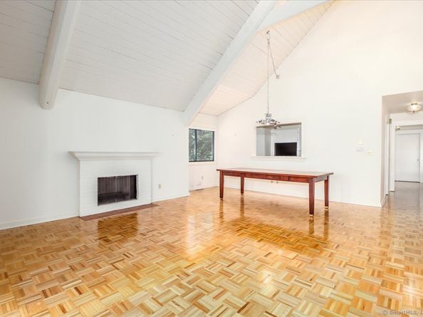 445 North Trail A, Stratford CT 06614
