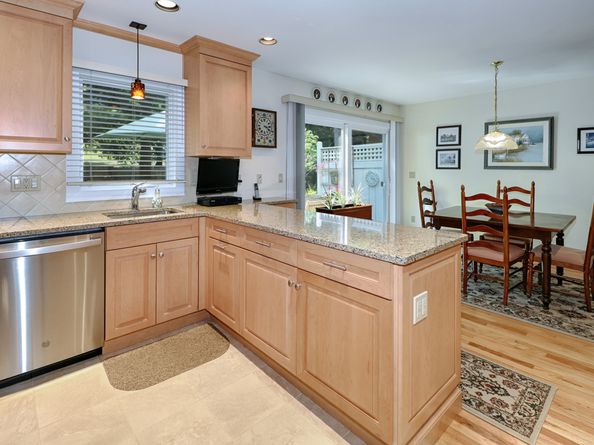 972 S Pine Creek Road 972, Fairfield CT 06824