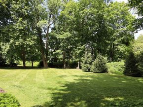 44 E Ridge Road, Ridgefield CT 06877