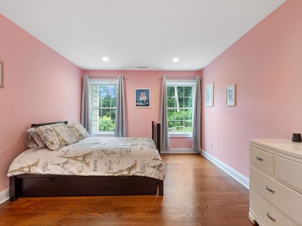 354 Oaklawn Avenue, Stamford CT 06905