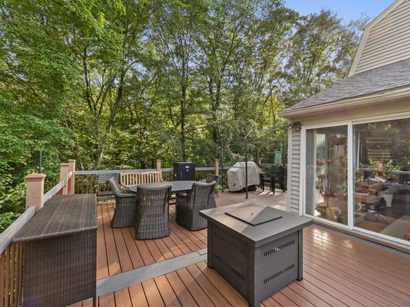9 Allen Court, Norwalk CT 06851