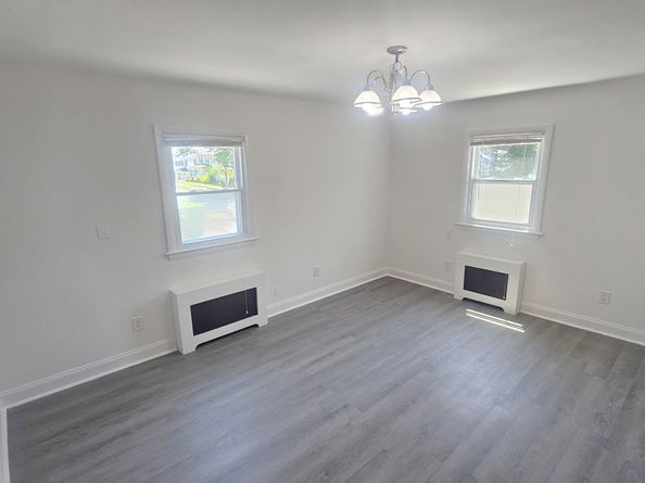 83 Mulberry Street, Stamford CT 06907