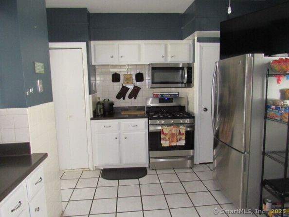 76 Porter Street, Bridgeport CT 06606