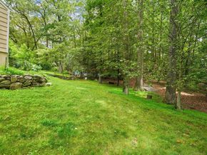 11 Dundee Road, Stamford CT 06903