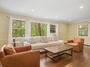 11 Dundee Road, Stamford CT 06903