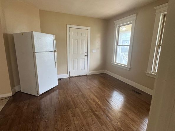 49 Dover Street, Bridgeport CT 06610