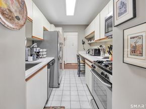 2625 Park Avenue 14J, Bridgeport CT 06604