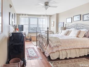 2625 Park Avenue 14J, Bridgeport CT 06604