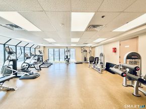1633 Washington Boulevard 4D, Stamford CT 06902