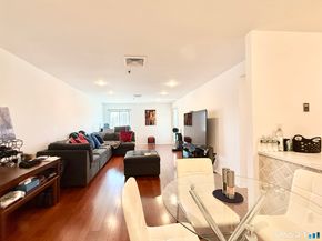 1633 Washington Boulevard 4D, Stamford CT 06902