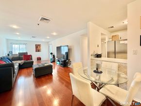 1633 Washington Boulevard 4D, Stamford CT 06902