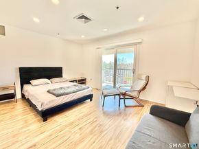 1633 Washington Boulevard 4D, Stamford CT 06902