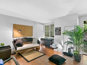 80 Bywater Lane 80, Bridgeport CT 06605