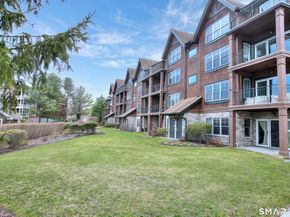 16 Hayestown Road C402, Danbury CT 06811