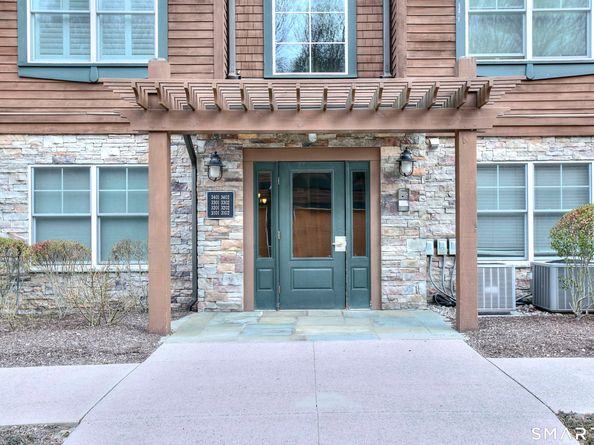 16 Hayestown Road C402, Danbury CT 06811