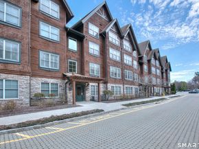 16 Hayestown Road C402, Danbury CT 06811