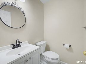 150 Hope Street 14, Stamford CT 06906