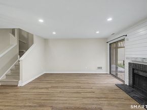 150 Hope Street 14, Stamford CT 06906