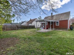 150 Trumbull Avenue, Bridgeport CT 06606