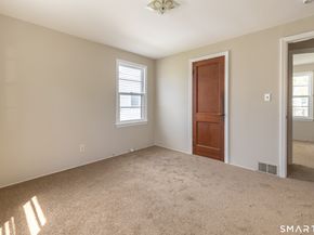 150 Trumbull Avenue, Bridgeport CT 06606