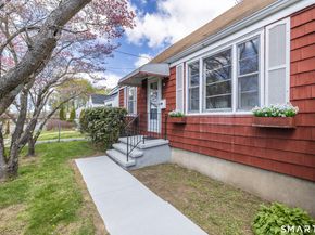 150 Trumbull Avenue, Bridgeport CT 06606