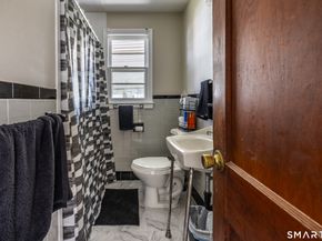 150 Trumbull Avenue, Bridgeport CT 06606