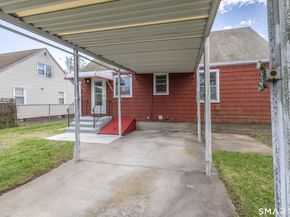 150 Trumbull Avenue, Bridgeport CT 06606