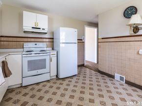 150 Trumbull Avenue, Bridgeport CT 06606