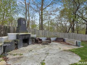 75 Parkway Drive, Trumbull CT 06611