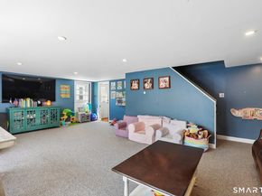 75 Parkway Drive, Trumbull CT 06611