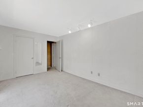 18 Ledgewood Road, Redding CT 06896