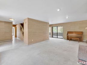 18 Ledgewood Road, Redding CT 06896