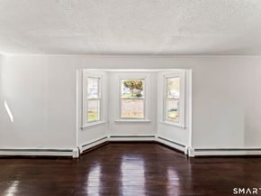 2 Manhassett Trail, Shelton CT 06484