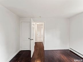 2 Manhassett Trail, Shelton CT 06484