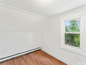 2 Manhassett Trail, Shelton CT 06484