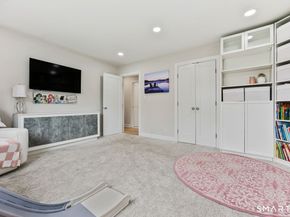 140 Courtland Avenue, Stamford CT 06902