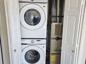 236 Brooks Street 236, Bridgeport CT 06608