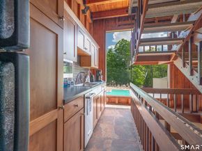 32 Lawson Lane 32, Ridgefield CT 06877