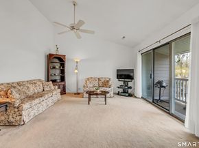 32 Lawson Lane 32, Ridgefield CT 06877