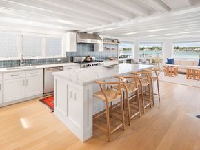 9 Sylvester Court, Norwalk CT 06855