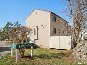 60 Lawn Avenue APT 21, Stamford CT 06902