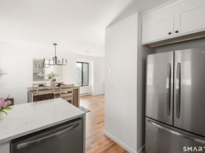 60 Lawn Avenue APT 21, Stamford CT 06902