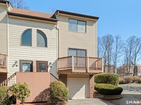 60 Lawn Avenue APT 21, Stamford CT 06902