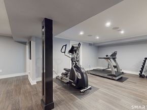 7 Buttonwood Lane, Darien CT 06820