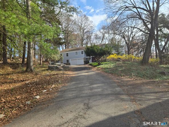 677 W Hill Road, Stamford CT 06902