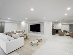 475 Fence Row Drive, Fairfield CT 06824