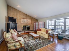 9 Delno Drive, Danbury CT 06811