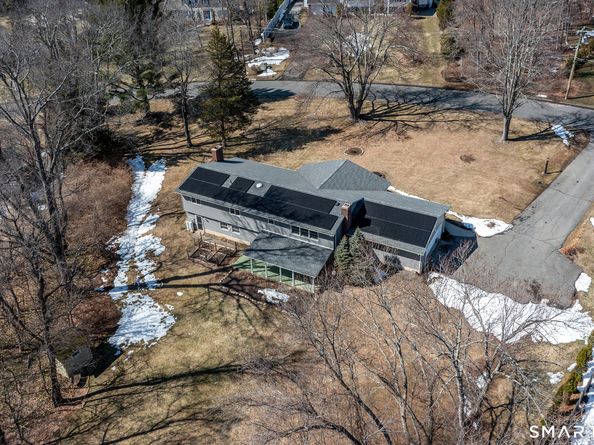 9 Delno Drive, Danbury CT 06811