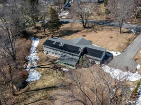 9 Delno Drive, Danbury CT 06811