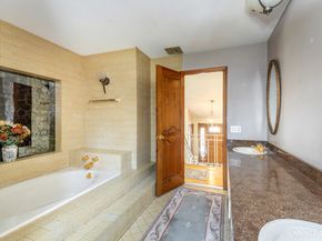 9 Delno Drive, Danbury CT 06811